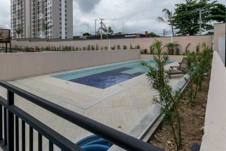 Apartamento à venda com 42m², 2 quartos e 1 vaga Apartamento à venda com 42m², 2 quartos e 1 vagaÁrea comum - Piscina