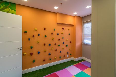 Apartamento à venda com 42m², 2 quartos e 1 vaga Apartamento à venda com 42m², 2 quartos e 1 vagaÁrea comum - Brinquedoteca