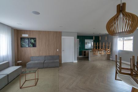 Apartamento à venda com 42m², 2 quartos e 1 vaga Apartamento à venda com 42m², 2 quartos e 1 vagaÁrea comum - Salão de festas