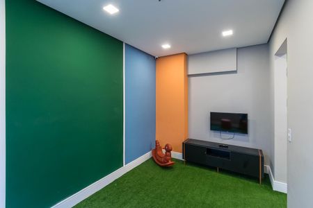Apartamento à venda com 42m², 2 quartos e 1 vaga Apartamento à venda com 42m², 2 quartos e 1 vagaÁrea comum - Brinquedoteca