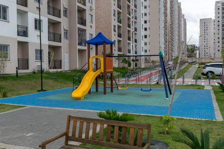 Apartamento à venda com 42m², 2 quartos e 1 vaga Apartamento à venda com 42m², 2 quartos e 1 vagaÁrea Comum - Playground