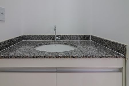 Apartamento para alugar com 38m², 2 quartos e sem vagaBanheiro