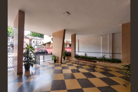 Apartamento à venda com 90m², 2 quartos e 1 vagaFachada e portaria