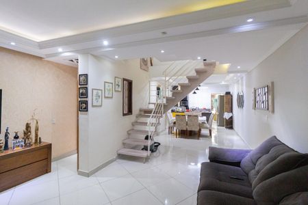 Sala de casa à venda com 3 quartos, 275m² em Santa Maria, Osasco