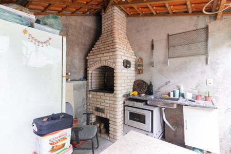 Casa à venda com 275m², 3 quartos e 4 vagasQuintal