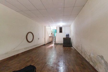 Casa à venda com 275m², 3 quartos e 4 vagasGaragem