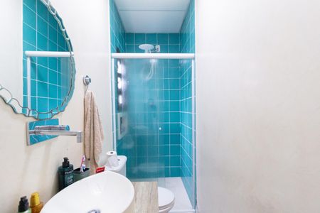 Casa à venda com 275m², 3 quartos e 4 vagasBanheiro da suíte 2