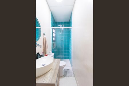 Casa à venda com 275m², 3 quartos e 4 vagasBanheiro da suíte 2