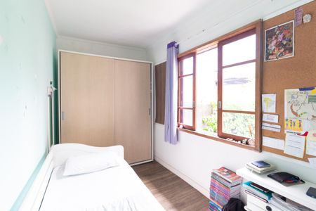 Casa à venda com 275m², 3 quartos e 4 vagasSuíte 2