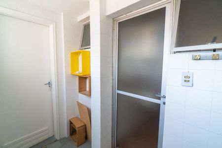 Apartamento para alugar com 67m², 2 quartos e 1 vaga Apartamento para alugar com 67m², 2 quartos e 1 vagaLavanderia