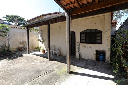 Casa para alugar com 100m², 3 quartos e 1 vagaQuintal