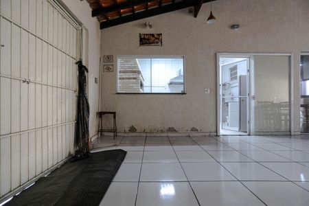 Casa para alugar com 100m², 3 quartos e 1 vagaGaragem