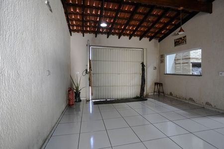 Casa para alugar com 100m², 3 quartos e 1 vagaGaragem