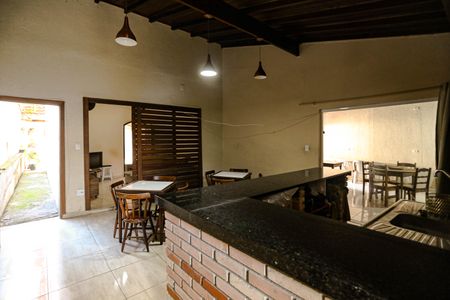 Casa para alugar com 100m², 3 quartos e 1 vagaSalão de Festas