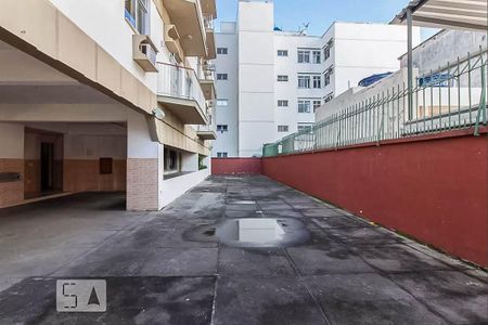 Apartamento à venda com 98m², 2 quartos e 1 vagaÁrea comum