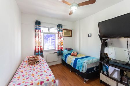 Apartamento à venda com 98m², 2 quartos e 1 vagaQuarto