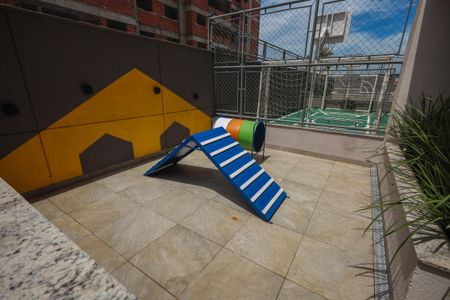 Apartamento para alugar com 75m², 3 quartos e 2 vagasÁrea comum - Playground