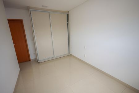 Apartamento para alugar com 75m², 3 quartos e 2 vagasQuarto 3