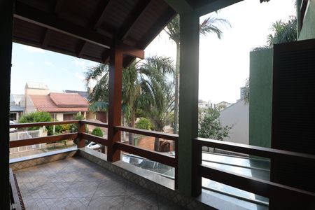 Casa para alugar com 280m², 5 quartos e 2 vagasSacada Suite 2