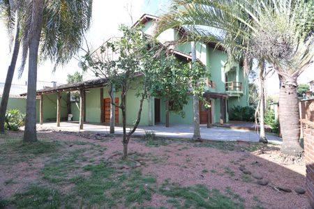 Casa para alugar com 280m², 5 quartos e 2 vagasÁrea externa