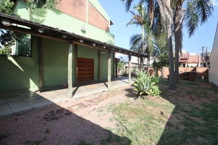 Casa para alugar com 280m², 5 quartos e 2 vagasÁrea externa