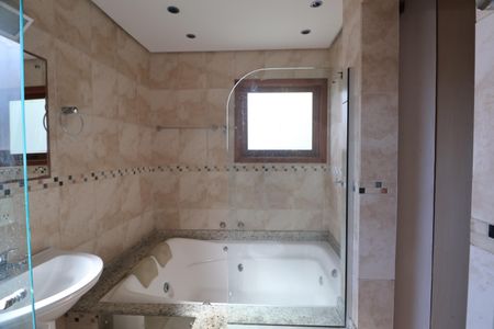 Casa para alugar com 280m², 5 quartos e 2 vagasBanheiro da Suíte 2