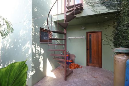 Casa para alugar com 280m², 5 quartos e 2 vagasÁrea externa