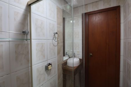 Casa para alugar com 280m², 5 quartos e 2 vagasBanheiro