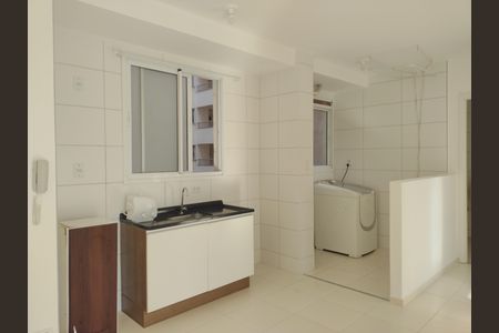 Apartamento para alugar com 50m², 2 quartos e sem vaga Apartamento para alugar com 50m², 2 quartos e sem vagaCozinha e Área de Serviço
