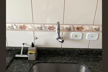 Apartamento à venda com 85m², 2 quartos e 2 vagas Apartamento à venda com 85m², 2 quartos e 2 vagasCozinha