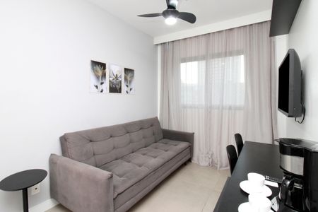 Apartamento para alugar com 28m², 1 quarto e 1 vagaSala/Cozinha