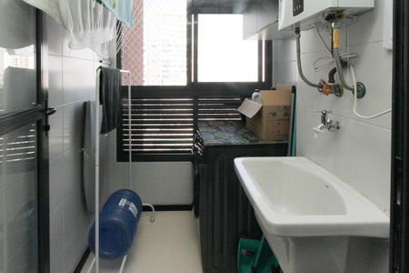 Apartamento à venda com 63m², 2 quartos e 1 vaga Apartamento à venda com 63m², 2 quartos e 1 vagaÁrea de Serviço