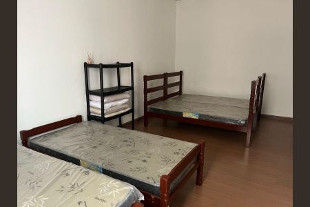 Apartamento para alugar com 81m², 2 quartos e 1 vaga Apartamento para alugar com 81m², 2 quartos e 1 vagaQuarto