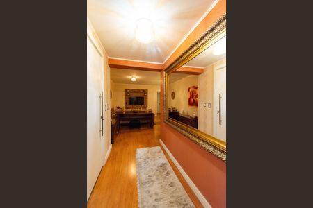 Apartamento à venda com 179m², 3 quartos e sem vagaCorredor