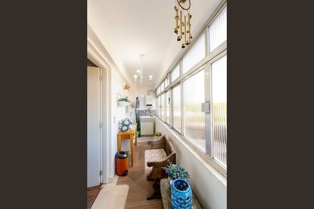 Apartamento à venda com 179m², 3 quartos e sem vagaÁrea de Serviço