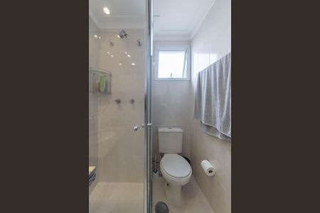 Apartamento à venda com 127m², 3 quartos e 3 vagas Apartamento à venda com 127m², 3 quartos e 3 vagasBanheiro da Suíte 2