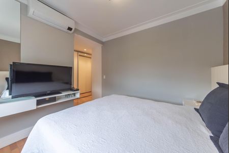 Apartamento à venda com 127m², 3 quartos e 3 vagas Apartamento à venda com 127m², 3 quartos e 3 vagasSuíte 3
