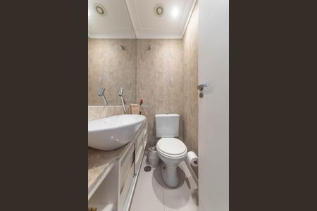 Apartamento à venda com 127m², 3 quartos e 3 vagas Apartamento à venda com 127m², 3 quartos e 3 vagasLavabo