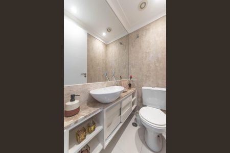 Apartamento à venda com 127m², 3 quartos e 3 vagas Apartamento à venda com 127m², 3 quartos e 3 vagasLavabo