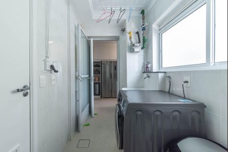 Apartamento à venda com 127m², 3 quartos e 3 vagas Apartamento à venda com 127m², 3 quartos e 3 vagasLavanderia