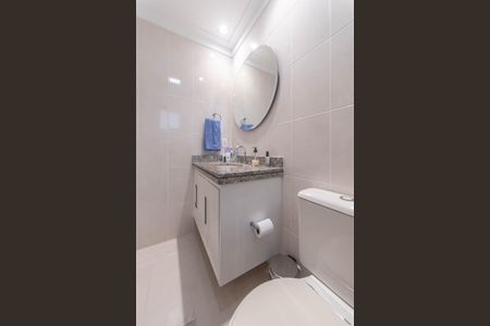 Apartamento à venda com 127m², 3 quartos e 3 vagas Apartamento à venda com 127m², 3 quartos e 3 vagasBanheiro da Suíte 1