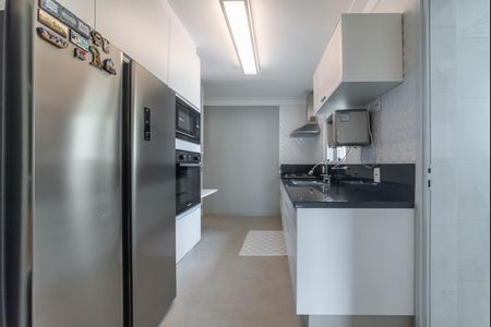 Apartamento à venda com 127m², 3 quartos e 3 vagas Apartamento à venda com 127m², 3 quartos e 3 vagasCozinha