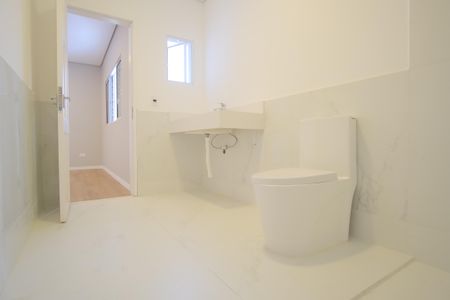 Casa à venda com 280m², 4 quartos e 2 vagasBanheiro da Suíte 3