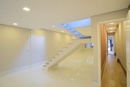 Casa à venda com 280m², 4 quartos e 2 vagasSala de Jantar