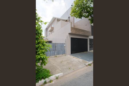 Casa à venda com 280m², 4 quartos e 2 vagasFachada