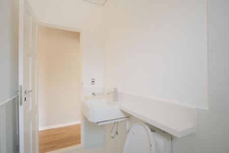 Casa à venda com 280m², 4 quartos e 2 vagasBanheiro da Suíte 2