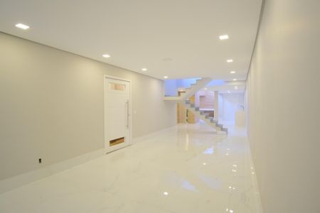 Casa à venda com 280m², 4 quartos e 2 vagasSala