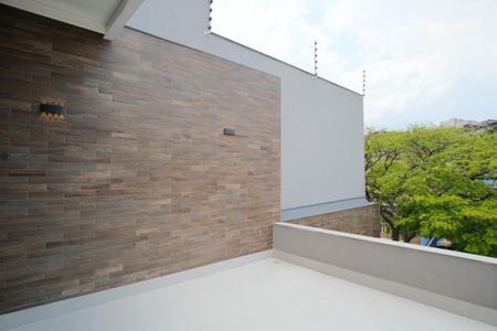 Casa à venda com 280m², 4 quartos e 2 vagasVaranda do Quarto