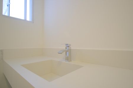 Casa à venda com 280m², 4 quartos e 2 vagasBanheiro da Suíte 3