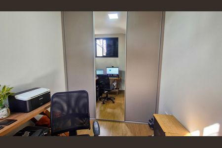 Casa à venda com 110m², 3 quartos e 2 vagasQuarto 2